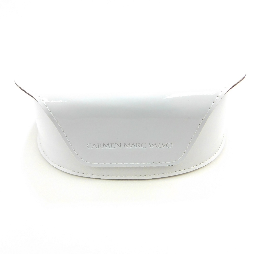 Carmen Marc Valvo Lena Sunglasses - Picture 4 of 7